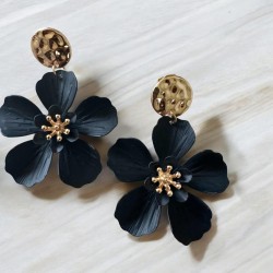 Boucles fleurs noire